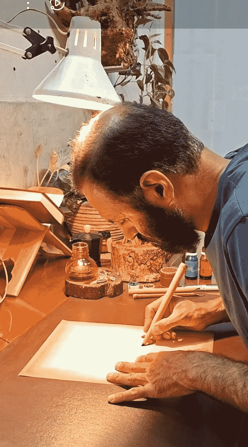 Mohsen Karimi Writing arabic sols